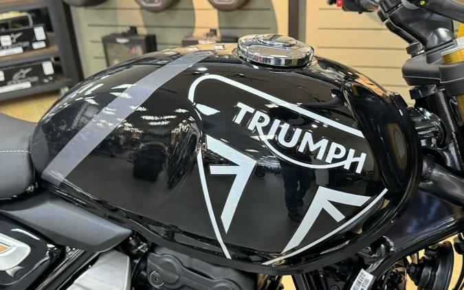 2024 Triumph Speed 400 Phantom Black / Storm Grey