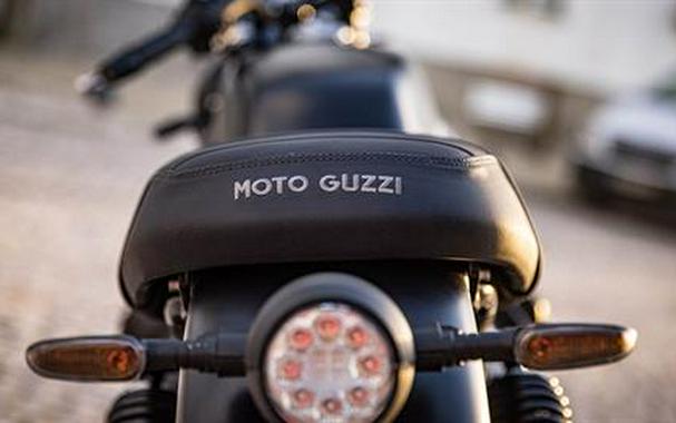 2023 Moto Guzzi V7 Stone