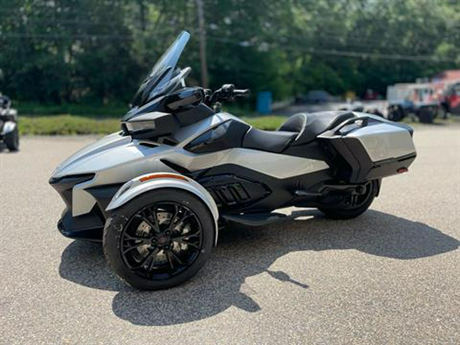 2024 Can-Am Spyder RT