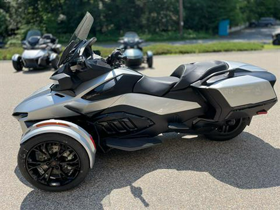 2024 Can-Am Spyder RT