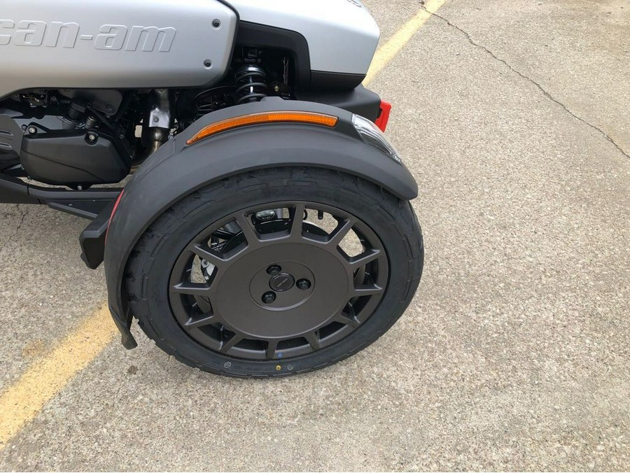 2025 Can-Am CANYON XT