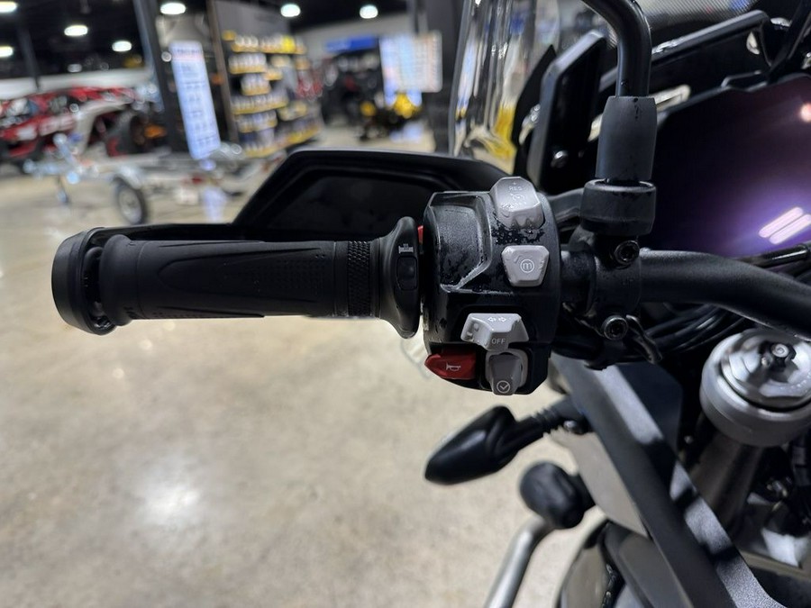 2024 Triumph Tiger 900 GT Graphite / Sapphire Black