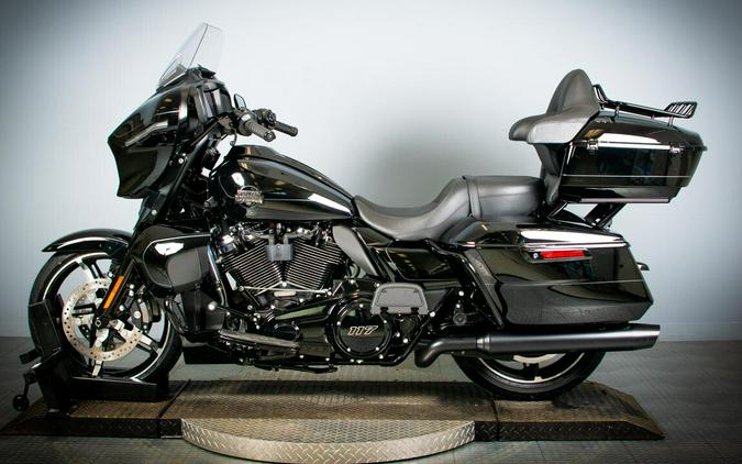 2025 Harley-Davidson Street Glide Ultra FLHXU