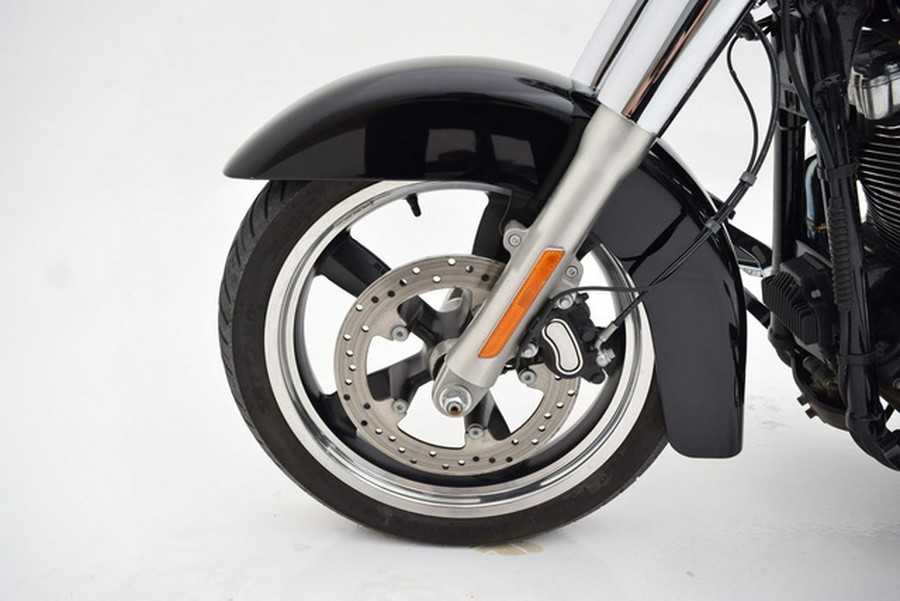 2014 Harley-Davidson FLD - Dyna Switchback FLD
