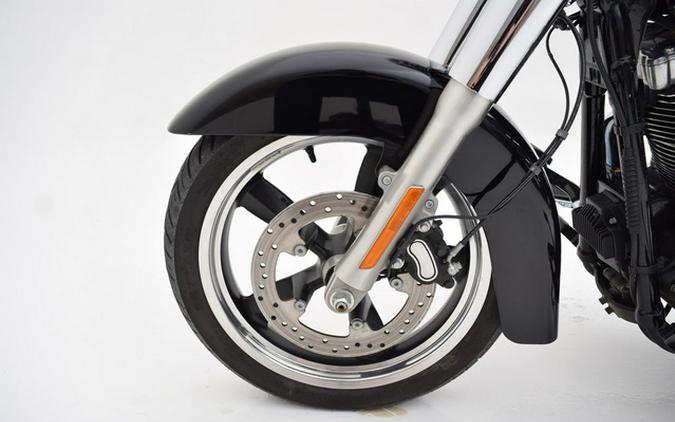 2014 Harley-Davidson FLD - Dyna Switchback FLD