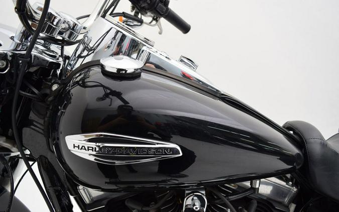 2014 Harley-Davidson FLD - Dyna Switchback FLD