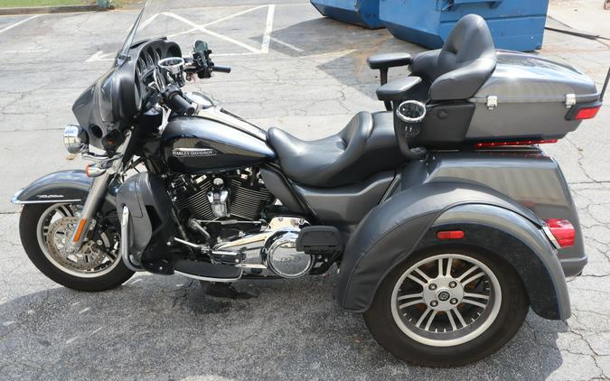 2021 Harley-Davidson Tri Glide Ultra Gauntlet Gray Metallic/Vivid Black