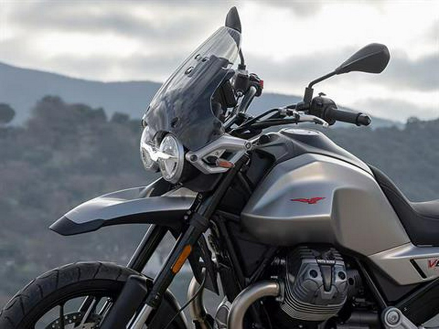 2025 Moto Guzzi V85 Strada