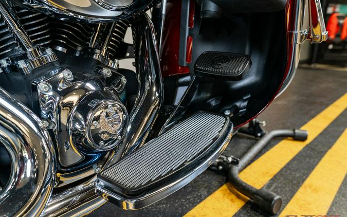 2010 Harley-Davidson® ULTRA CLASSIC ELECTRA GLIDE 107CI (ONLY 15K MILES)