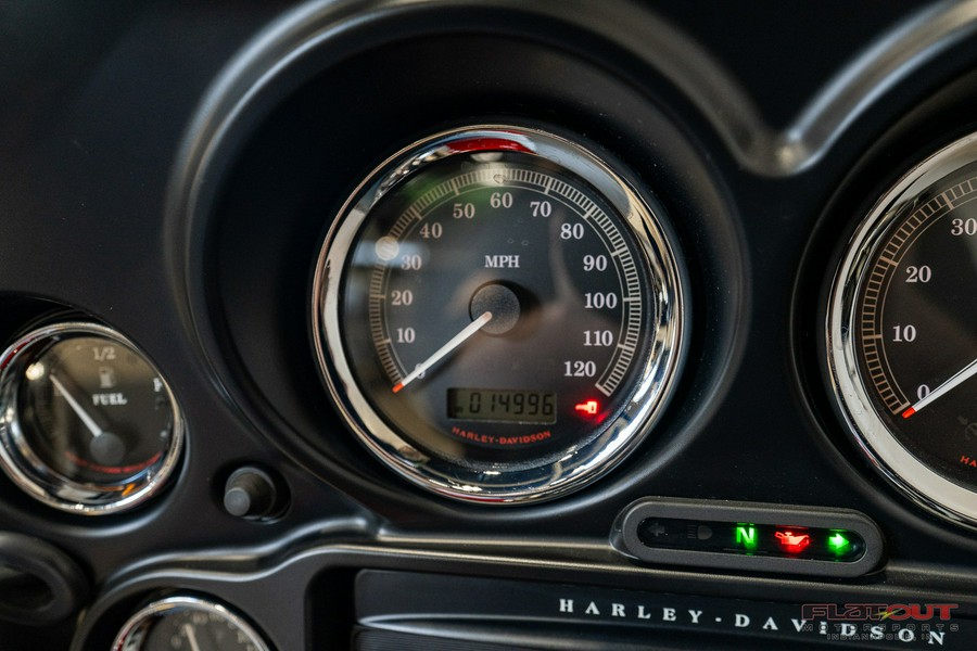 2010 Harley-Davidson® ULTRA CLASSIC ELECTRA GLIDE 107CI (ONLY 15K MILES)