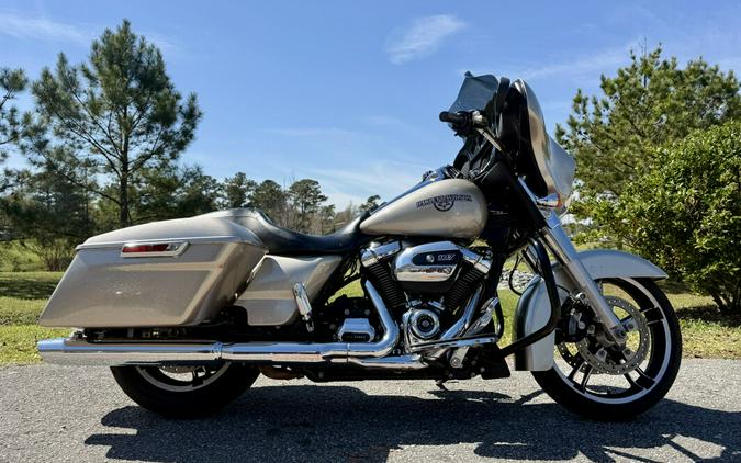 2018 Harley-Davidson® Street Glide® FLHX