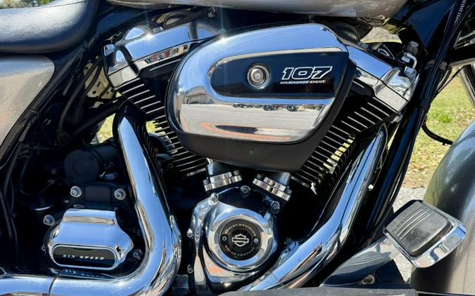 2018 Harley-Davidson® Street Glide® FLHX