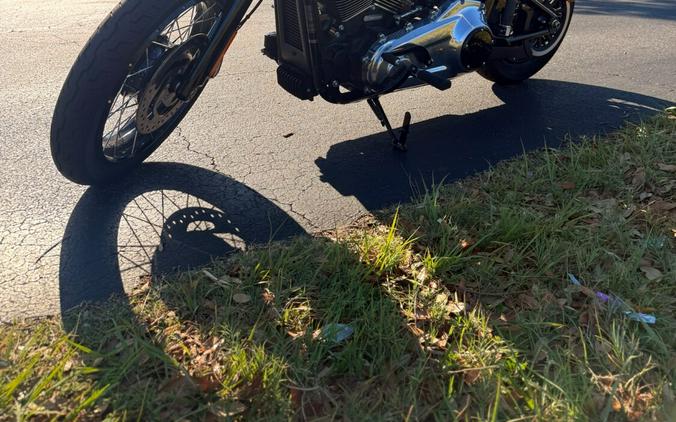 FXBB 2025 Street Bob