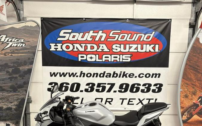 2025 Kawasaki NINJA® ZX™-4RR ABS