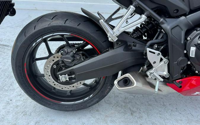 2026 Honda CBR650R E-Clutch