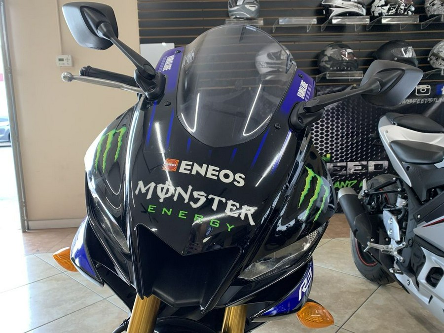 2021 Yamaha YZF R3 Monster Energy Yamaha MotoGP Edition