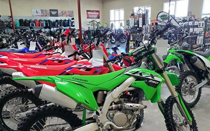 FIRST LOOK! 2024 KAWASAKI KX250, KX112, KX85 & KX65 MODELS