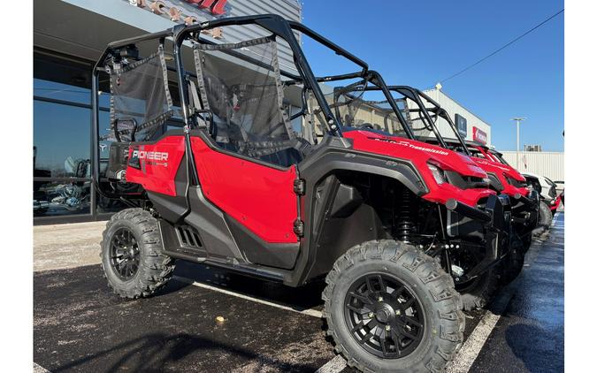 2025 Honda Pioneer 1000-5 Deluxe