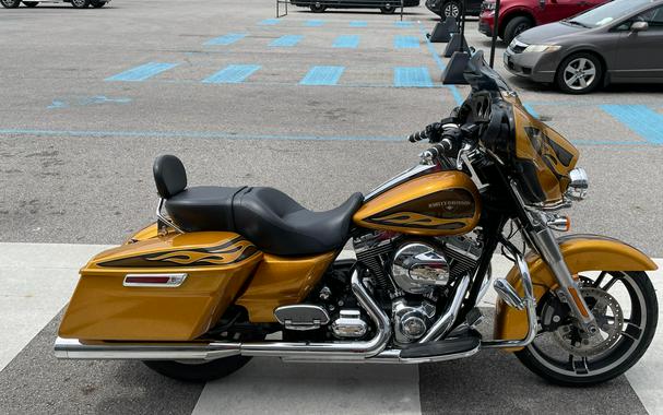 2016 Harley-Davidson® FLHXS Street Glide® Special