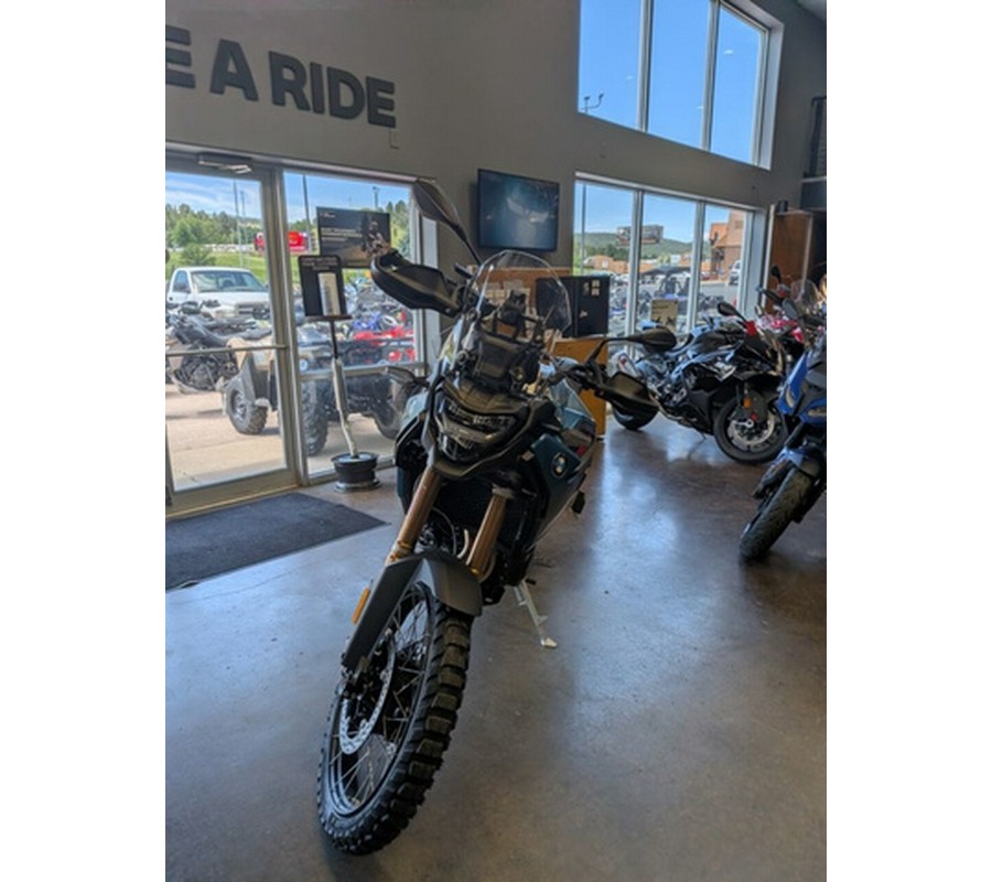 2026 BMW F 900 GS Passion 900 GS