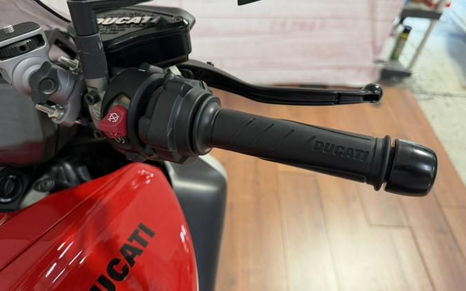 2024 Ducati DIAVEL V4