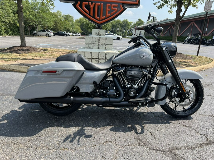 2024 FLHRXS Road King Special