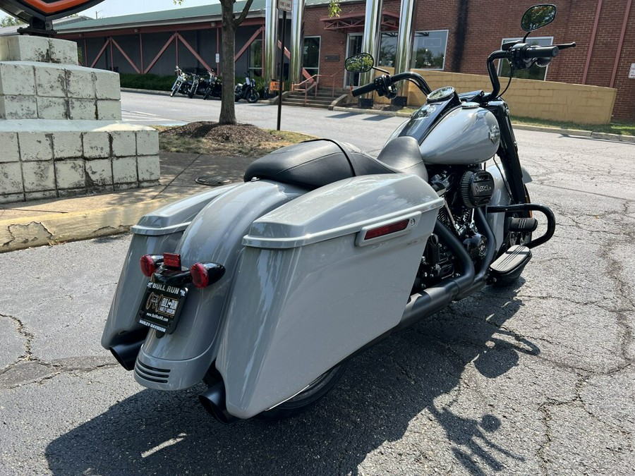 2024 FLHRXS Road King Special