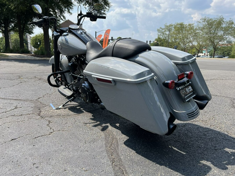 2024 FLHRXS Road King Special