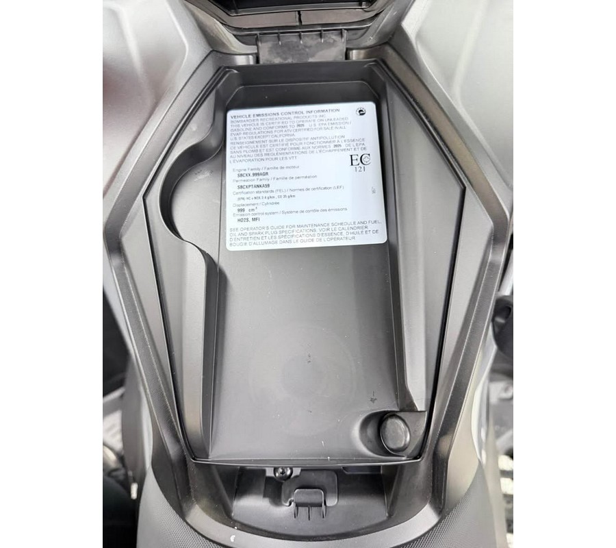 2025 Can-Am Outlander DPS 850