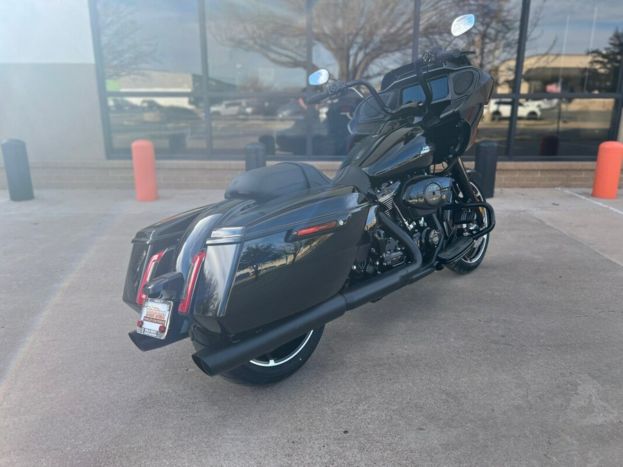 2024 Harley-Davidson® Road Glide® Black
