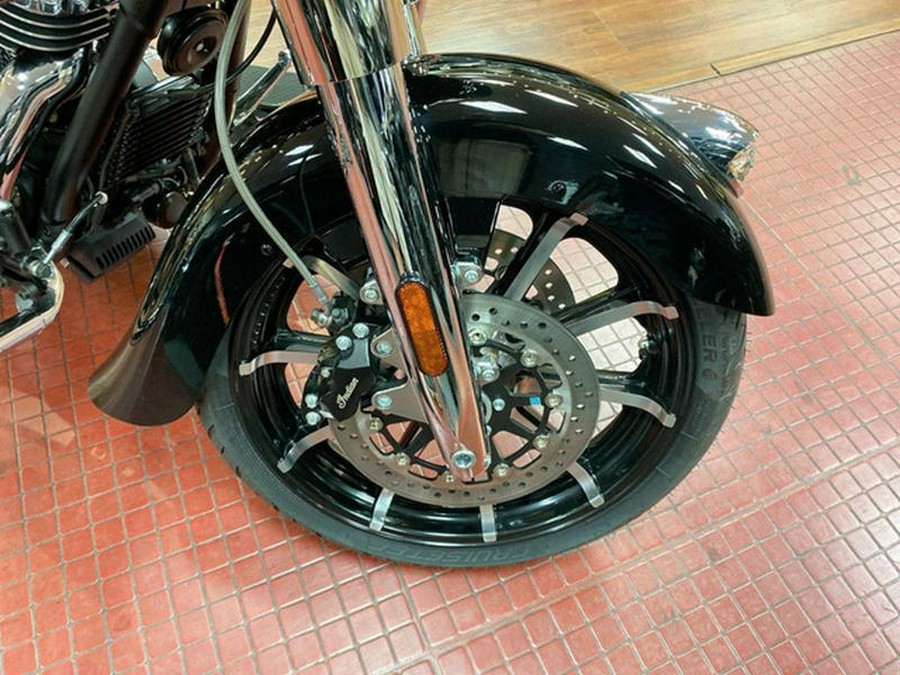 2022 Indian Motorcycle® Chieftain® Limited Black Metallic