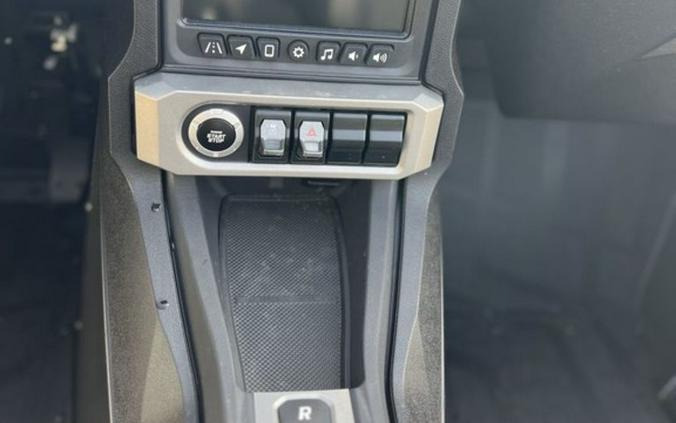 2025 Polaris Slingshot® Slingshot® SL AutoDrive Jet Black