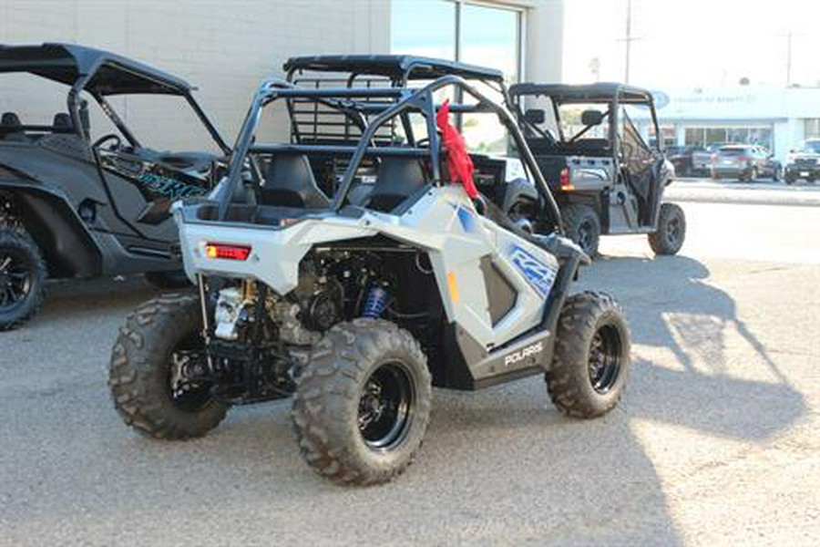 2025 Polaris RZR 200 EFI