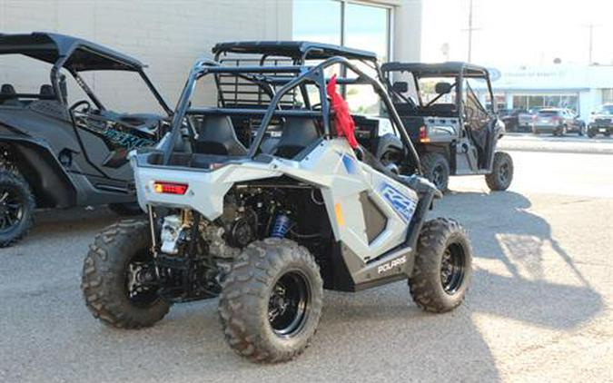 2025 Polaris RZR 200 EFI
