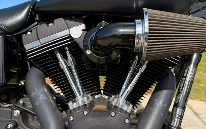 FXDB 2016 Street Bob