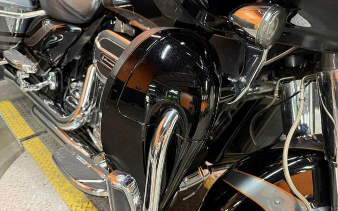 2016 Harley-Davidson Touring FLTRUSE - CVO Road Glide Ultra