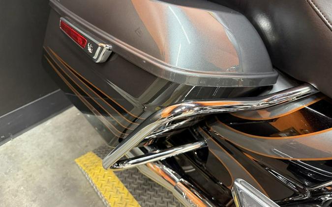 2016 Harley-Davidson Touring FLTRUSE - CVO Road Glide Ultra