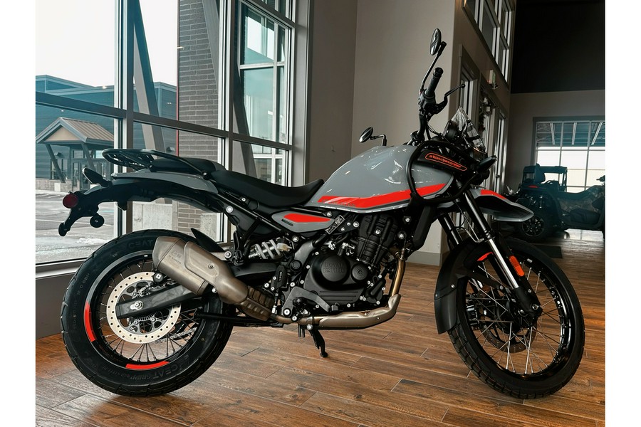 2025 Royal Enfield HIMALAYAN 450