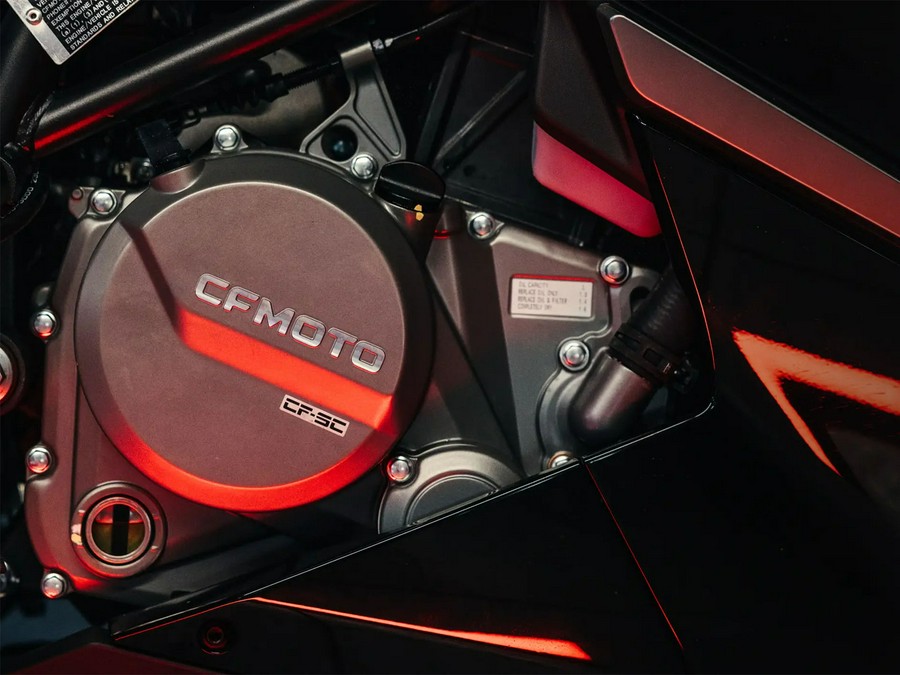 2025 CFMOTO 300SS
