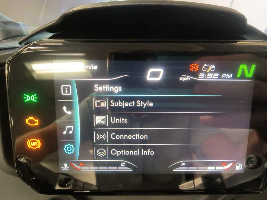 2025 CFMOTO 300SS