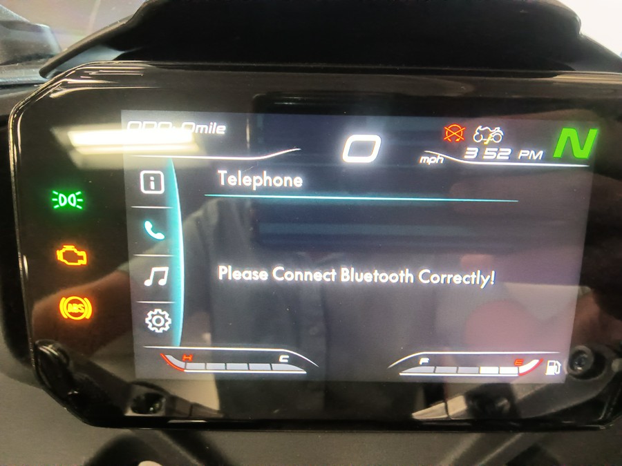2025 CFMOTO 300SS