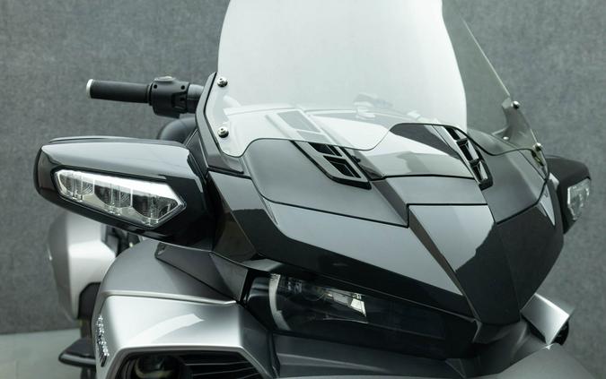 2016 CAN-AM SPYDER F3-T SE6 TRIKE W/AUDIO & ABS