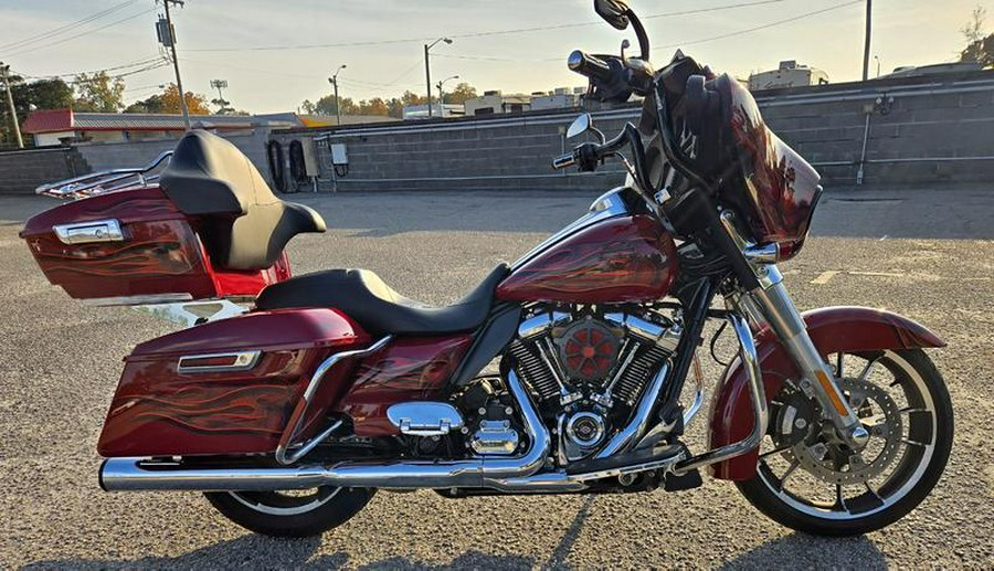 2021 Harley-Davidson® FLHX - Street Glide®