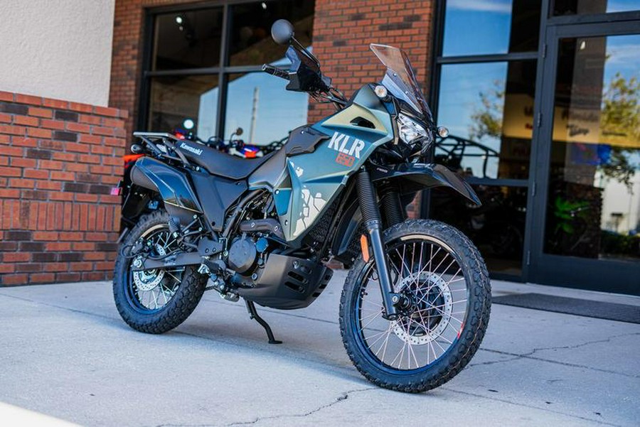 2025 Kawasaki KLR®650 S Metallic Matte Old School Green