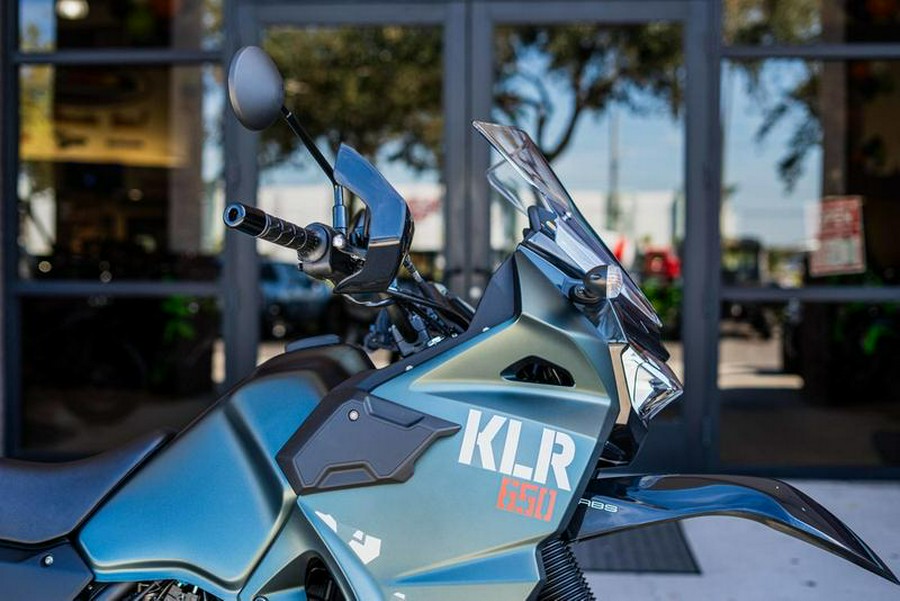 2025 Kawasaki KLR®650 S Metallic Matte Old School Green