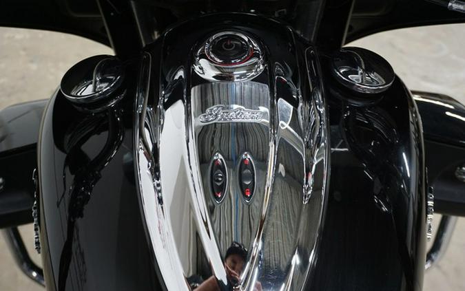 2015 Indian Roadmaster Thunder Black