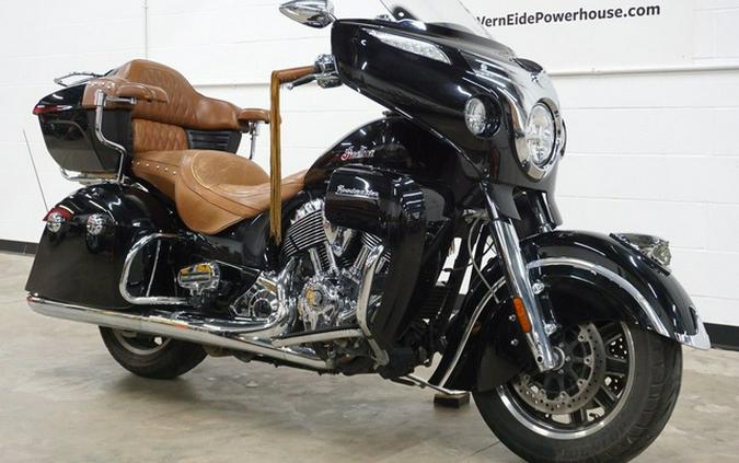 2015 Indian Roadmaster Thunder Black