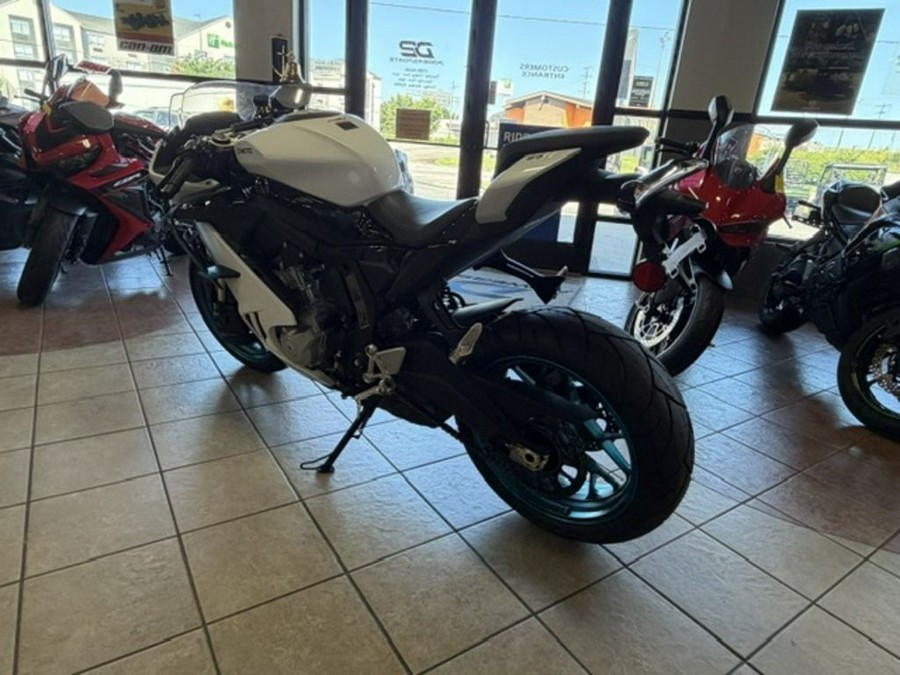 2026 CFMOTO 675SS