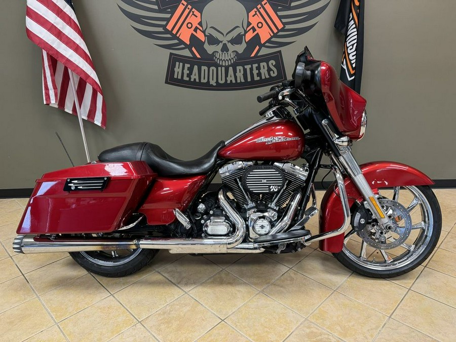 2013 Harley-Davidson Street Glide® Base