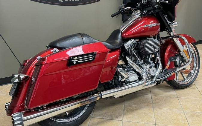 2013 Harley-Davidson Street Glide® Base